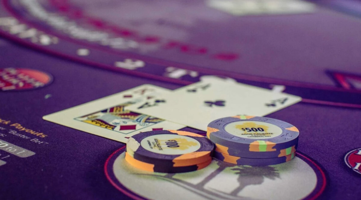 Casino Blackjack: Basic, Strategy, Rules & Ways to Win