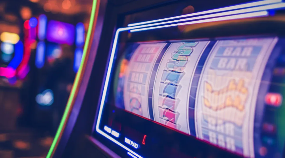 How do Slot Machines Pay: Can They Pay Back More Than 100 %?