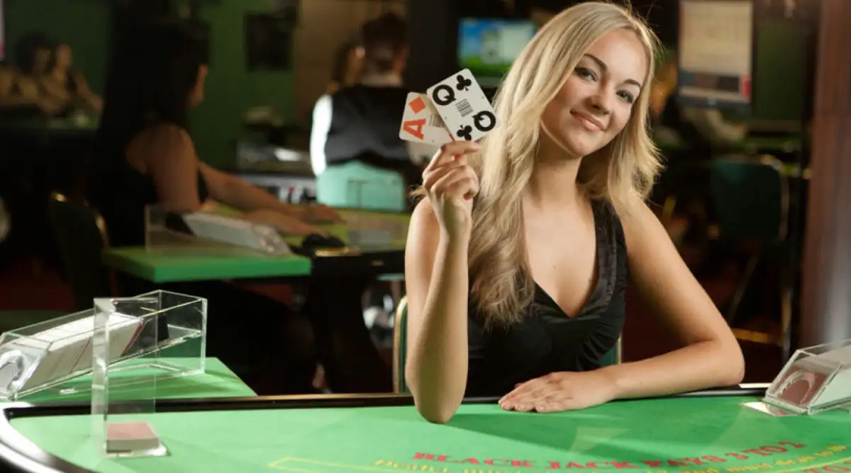 What is a Casino Croupier? Learn How to Become One