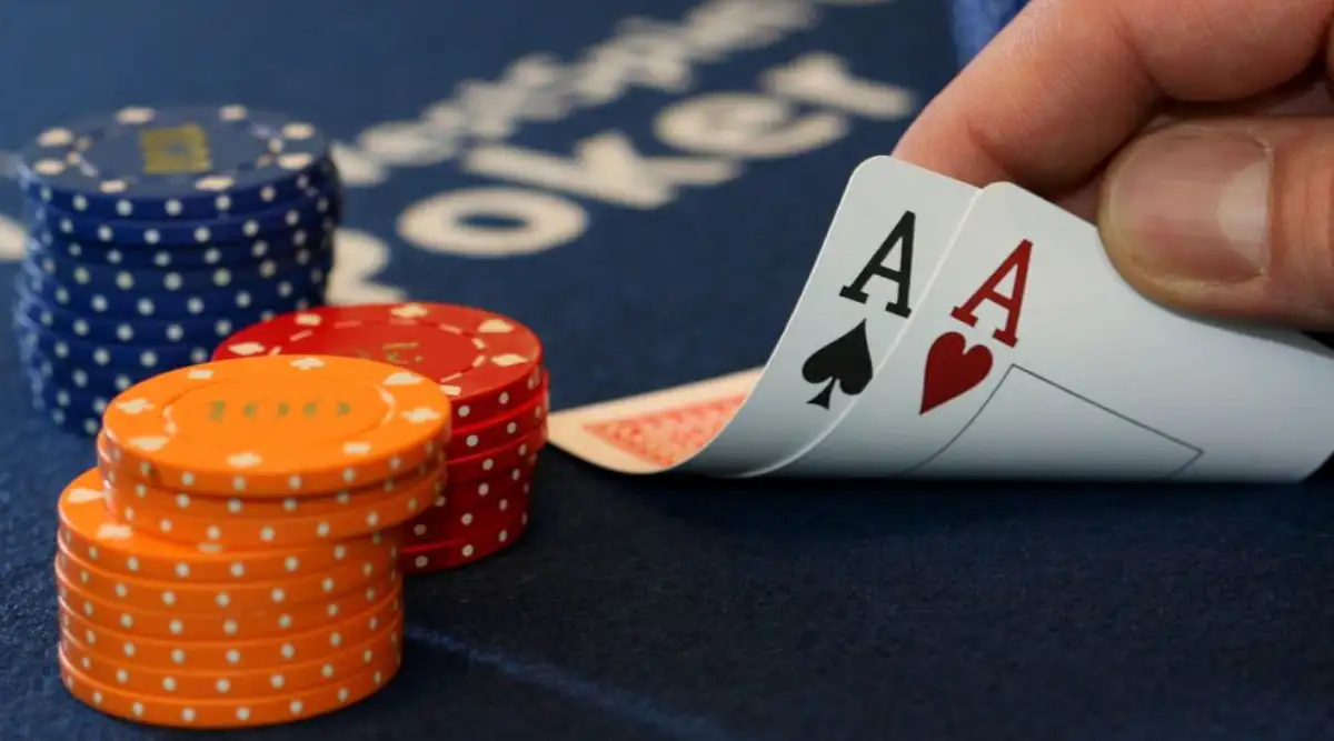 House Edge & Risk Odds: Mississippi Stud Poker