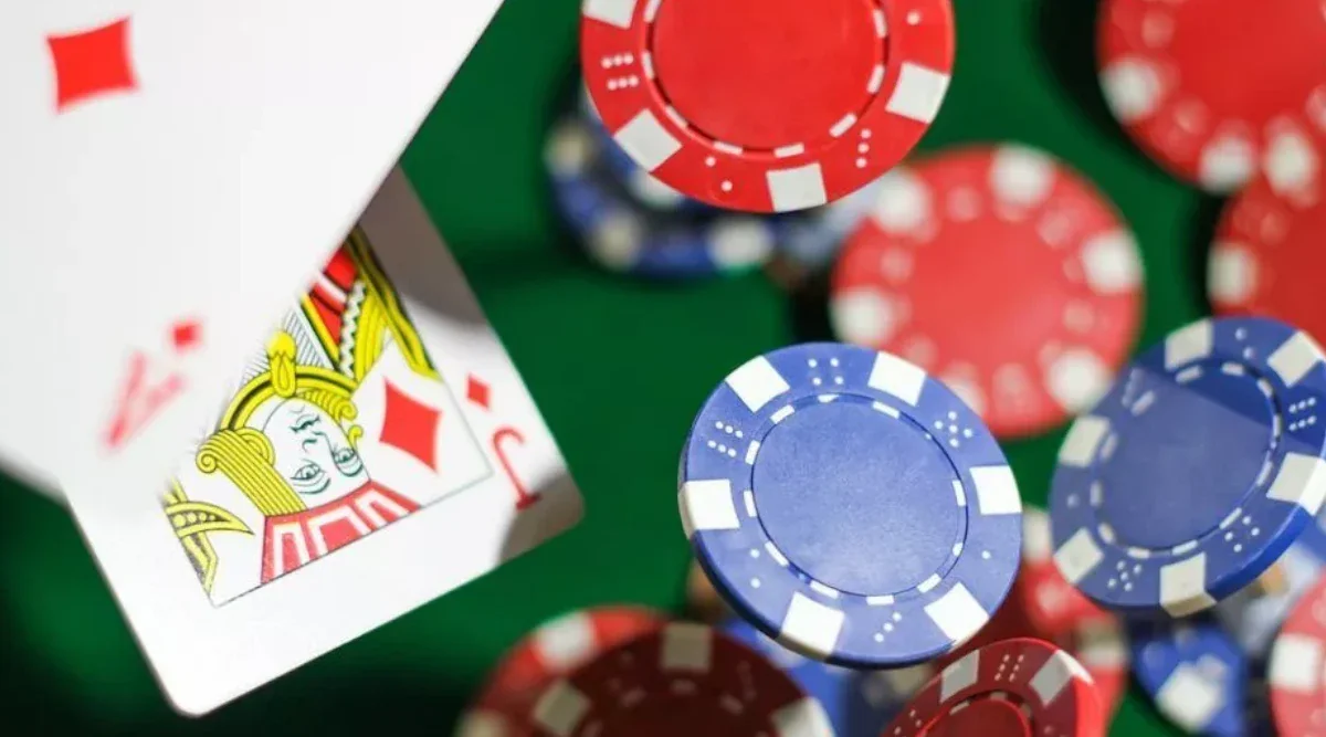 What is a Leak in Poker & How Do You Find It?