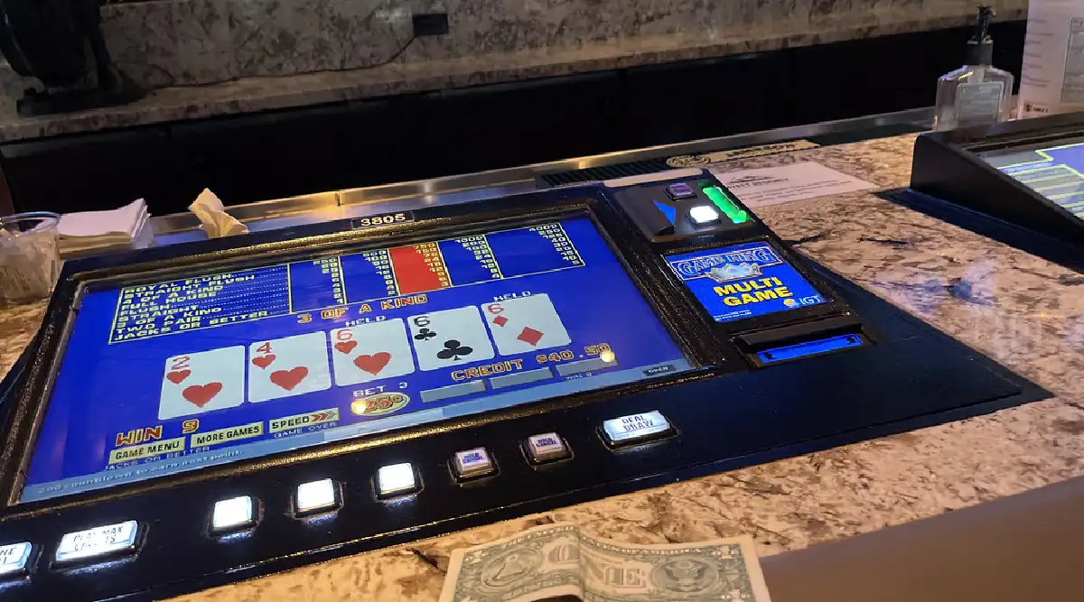 Las Vegas Vibes Anywhere With Video Poker Deluxe!